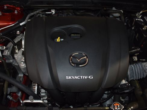 Used 2020 MAZDA MAZDA3 Hatchback w/ Premium Package image 28