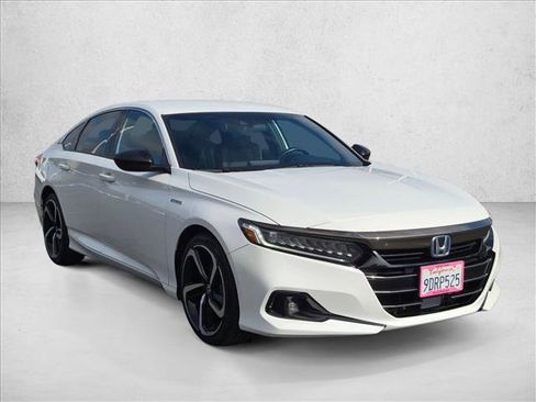 Used 2022 Honda Accord Sport image 3