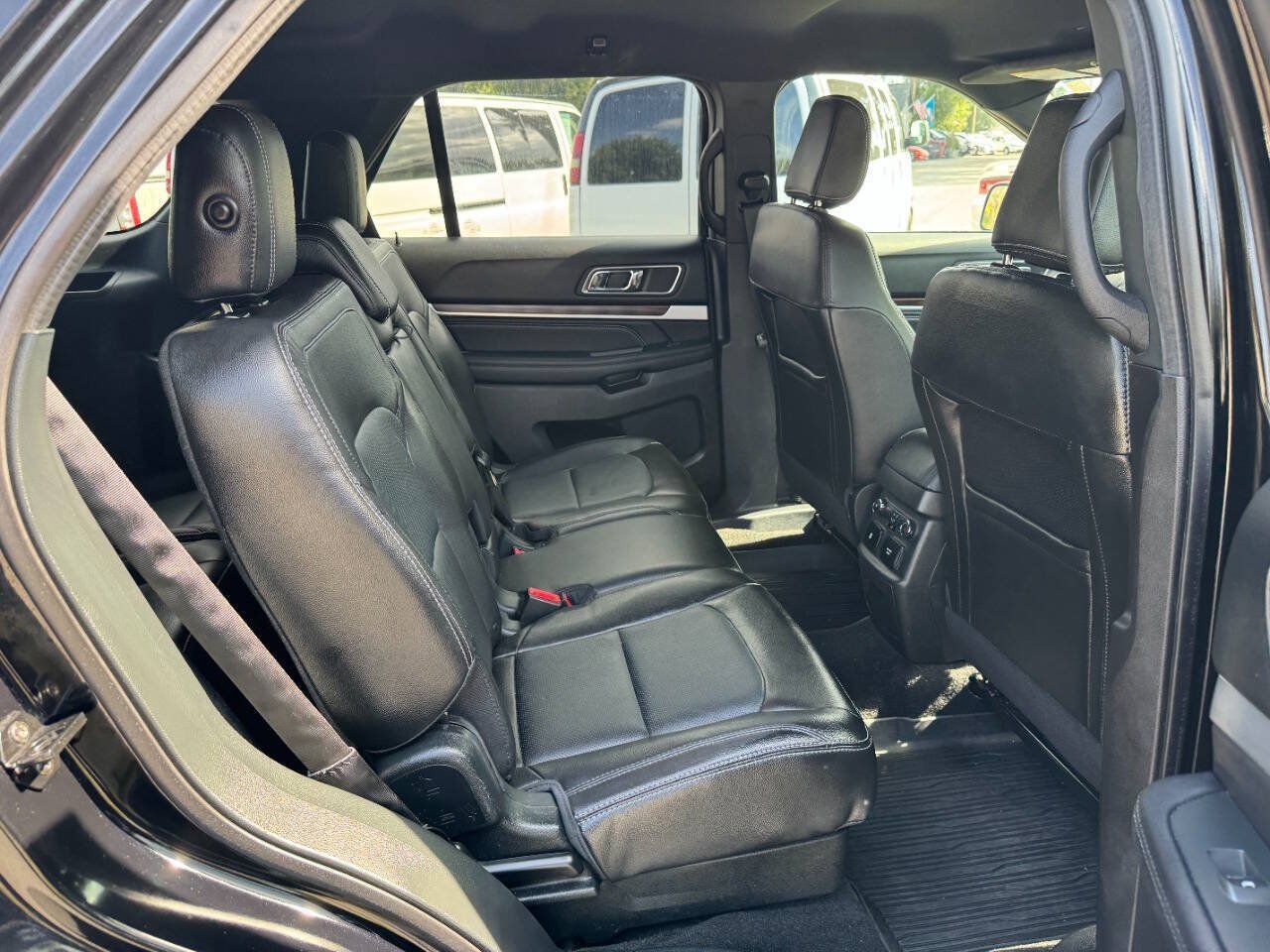 Used 2018 Ford Explorer Limited w/ Equipment Group 301A FWD image 42