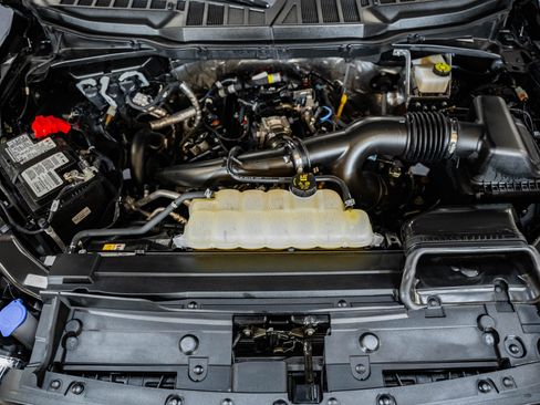 Certified 2023 Ford F150 Lariat w/ Equipment Group 502A High image 23