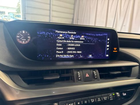 Used 2020 Lexus ES 300h w/ Premium Package FWD image 21