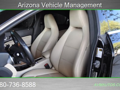 Used 2018 Mercedes-Benz CLA 250 image 20