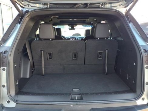 Certified 2023 Chevrolet Traverse RS image 17