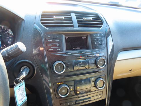 Used 2016 Ford Explorer 4WD image 19