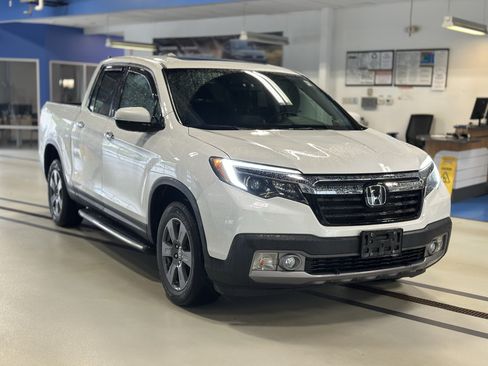 Used 2020 Honda Ridgeline RTL-E image 3