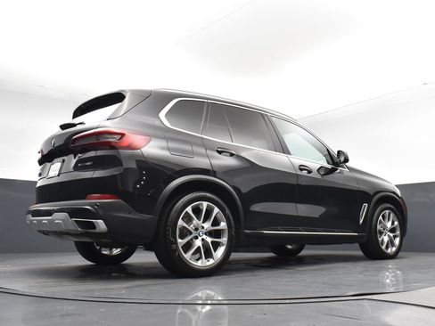 Used 2021 BMW X5 xDrive40i w/ Premium Package AWD/4WD image 23