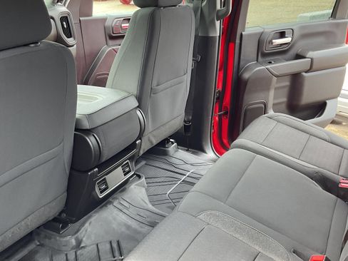 Certified 2024 Chevrolet Silverado 2500 Custom w/ Custom Value Package image 8