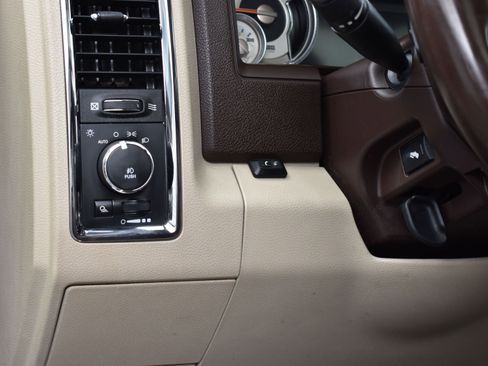 Used 2014 RAM 2500 Longhorn image 22