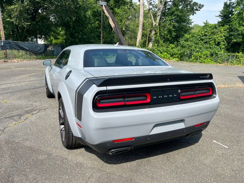 Used 2021 Dodge Challenger R/T Scat Pack image 12