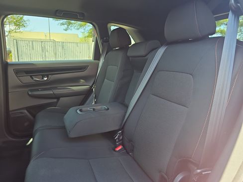 Used 2023 Honda CR-V Sport image 14