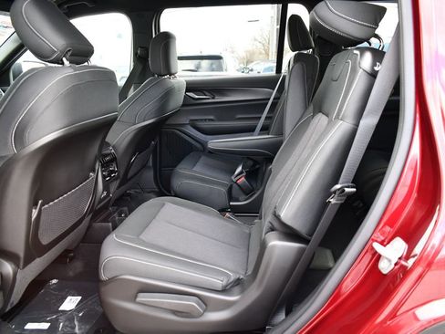New 2026 Jeep Grand Cherokee L Laredo AWD/4WD image 9