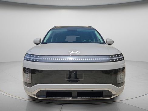 New 2026 Hyundai Ioniq 9 Calligraphy AWD/4WD image 3