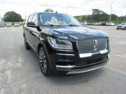 Used 2021 Lincoln Navigator Reserve w/ Luxury Package AWD/4WD image 7