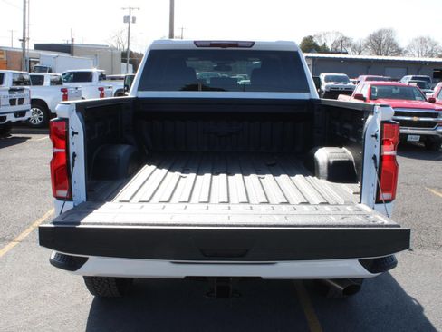 New 2026 Chevrolet Silverado 3500 LT w/ Z71 Chrome Sport Edition AWD/4WD image 7