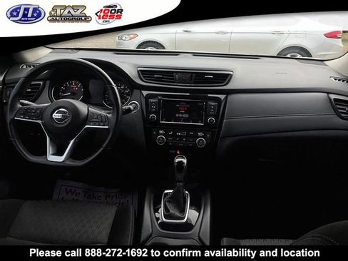 Used 2019 Nissan Rogue SV image 13