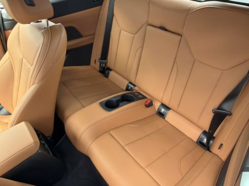 Used 2026 BMW M440i Convertible RWD image 14