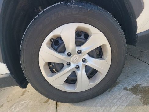 Used 2024 Toyota RAV4 LE image 12