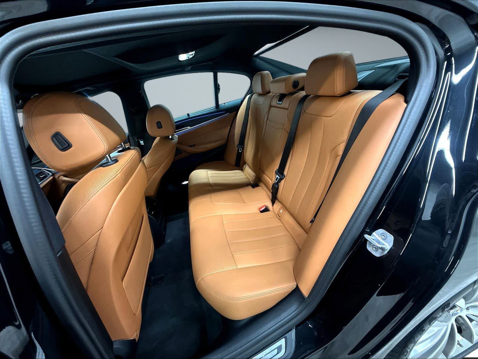 Used 2023 BMW 530e xDrive w/ Premium Package AWD/4WD image 24