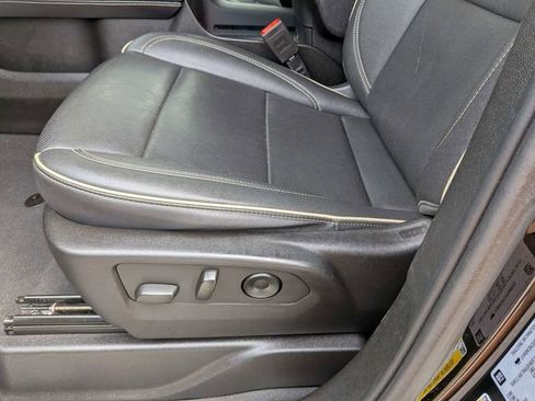 Used 2023 Chevrolet Tahoe Premier AWD/4WD image 22