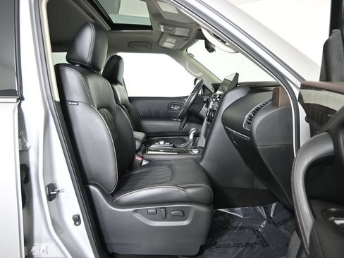 Used 2024 Nissan Armada Platinum w/ Captain's Chairs Package AWD/4WD image 13