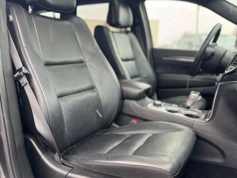 Used 2020 Jeep Grand Cherokee Limited image 33