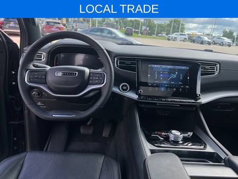 Used 2024 Jeep Wagoneer Series II AWD/4WD image 23