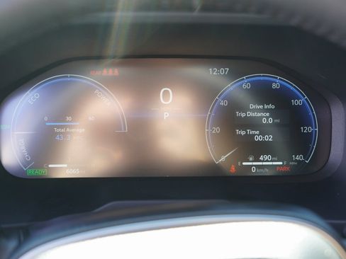 Used 2025 Toyota RAV4 XSE w/ Advanced Technology Package image 20