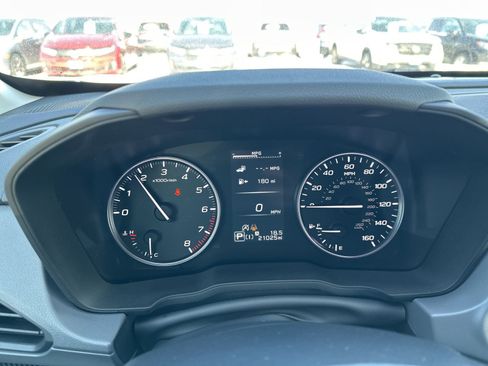 Used 2024 Subaru Crosstrek 2.0i Premium image 40