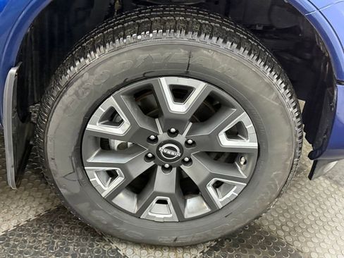 Used 2024 Nissan Titan Platinum Reserve w/ Moonroof Package image 17