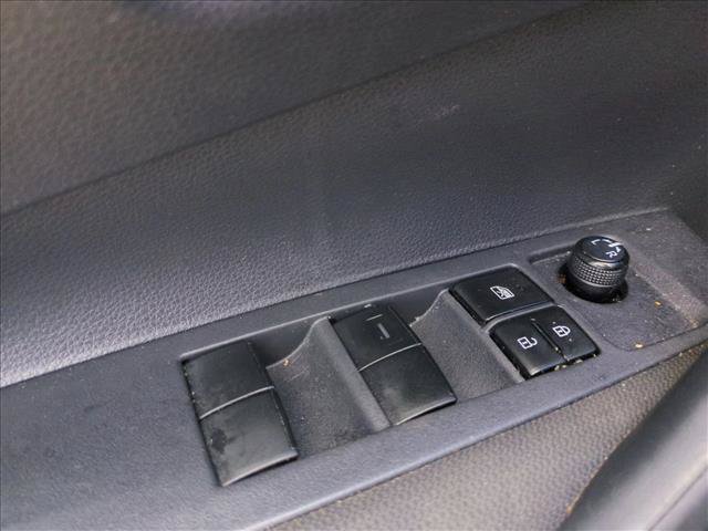 Used 2021 Toyota Corolla LE FWD image 12