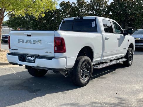 Used 2025 RAM 2500 Laramie AWD/4WD image 7