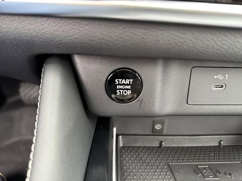 New 2026 Nissan Rogue Platinum image 24