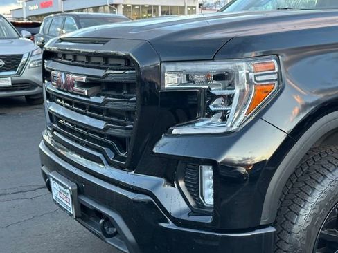 Used 2020 GMC Sierra 1500 Elevation w/ Elevation Value Package image 8