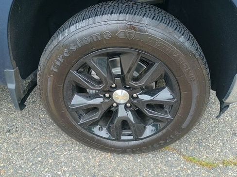 Used 2022 Chevrolet Silverado 1500 LT AWD/4WD image 10
