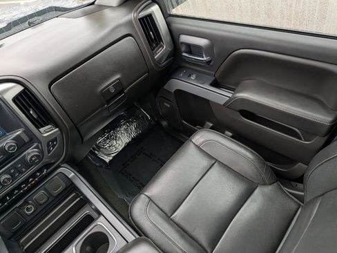 Used 2018 Chevrolet Silverado 1500 LTZ Z71 w/ Centennial Edition image 11