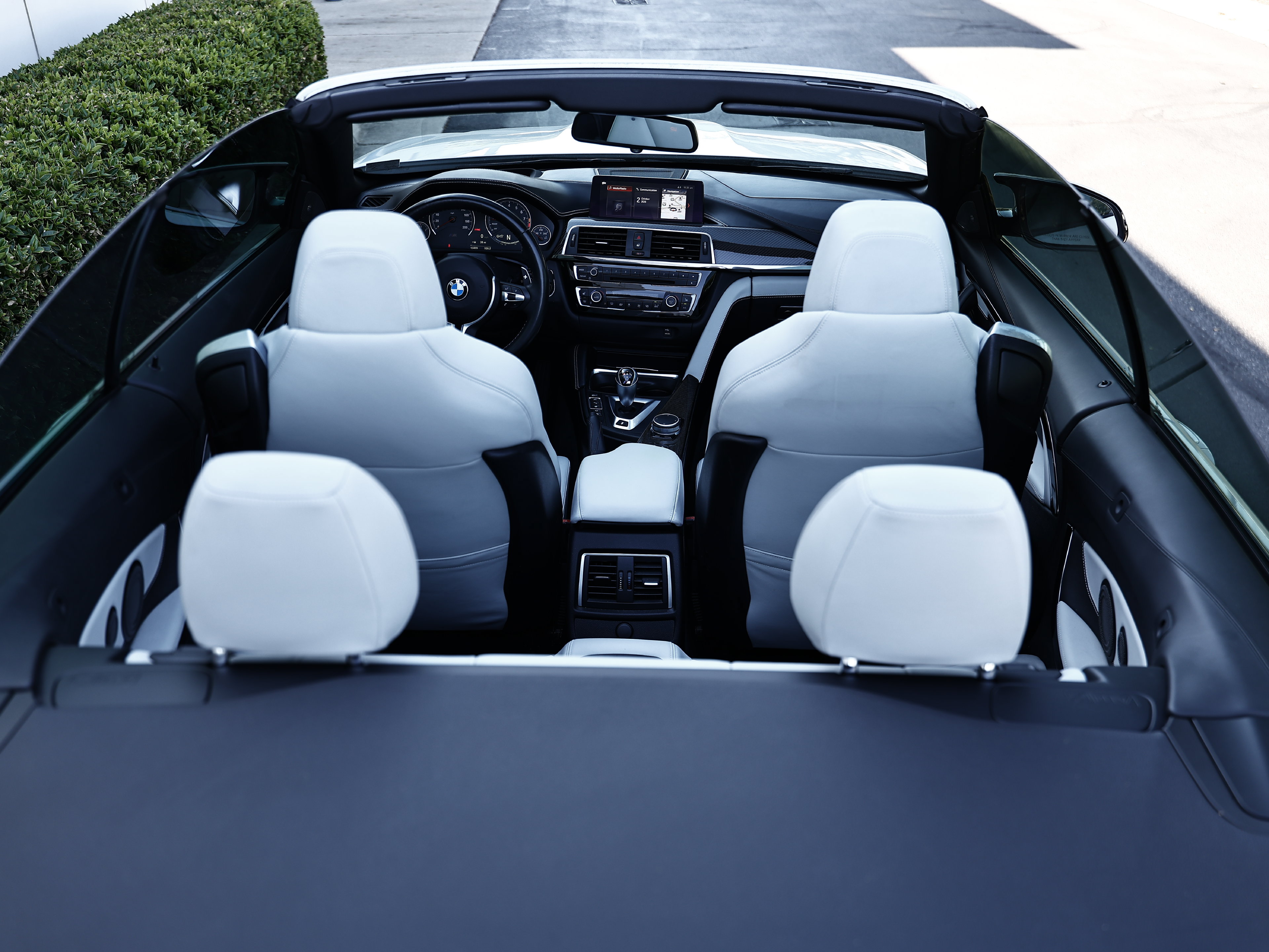 Used 2020 BMW M4 Convertible w/ Competition Package RWD image 13