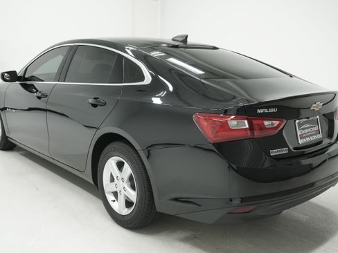 Used 2023 Chevrolet Malibu LS FWD image 6
