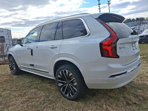 New 2026 Volvo XC90 B6 Core w/ Protection Package image 3