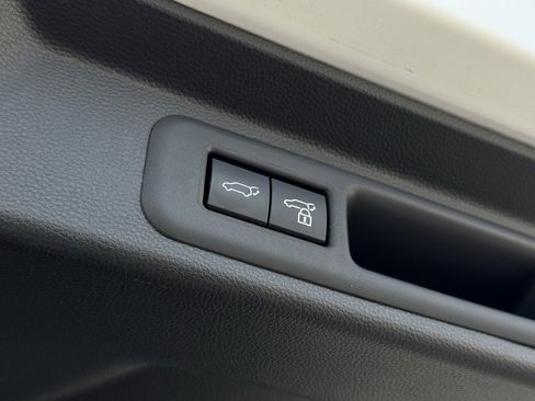 Used 2024 Toyota Sequoia Limited image 12