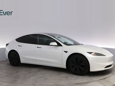Used 2025 Tesla Model 3 Long Range AWD/4WD image 14