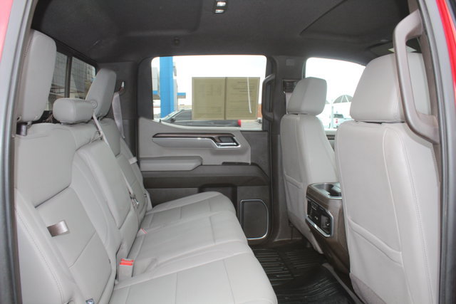 Used 2023 GMC Sierra 1500 SLT AWD/4WD image 17