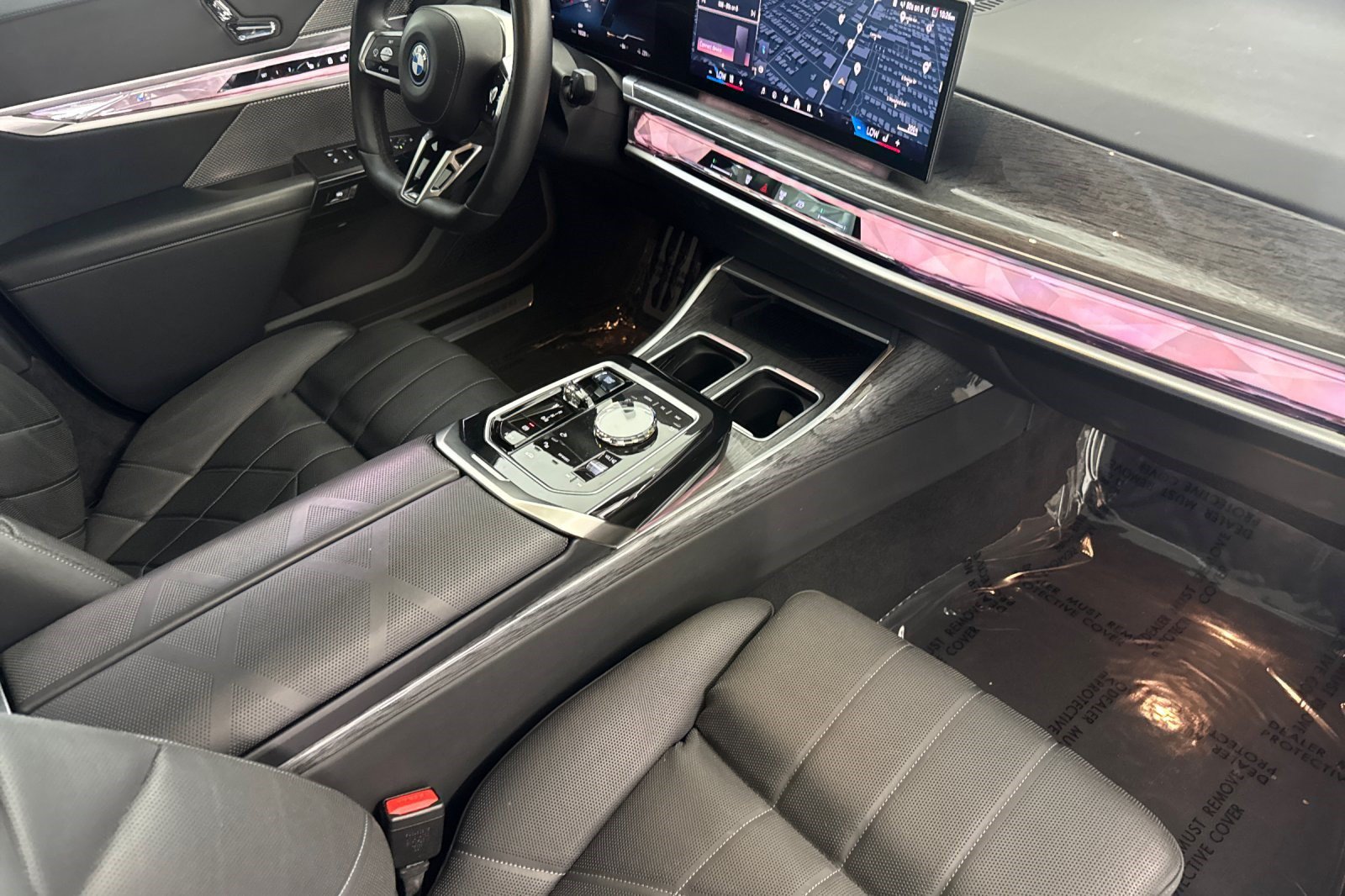 Used 2023 BMW i7 xDrive60 AWD/4WD image 34