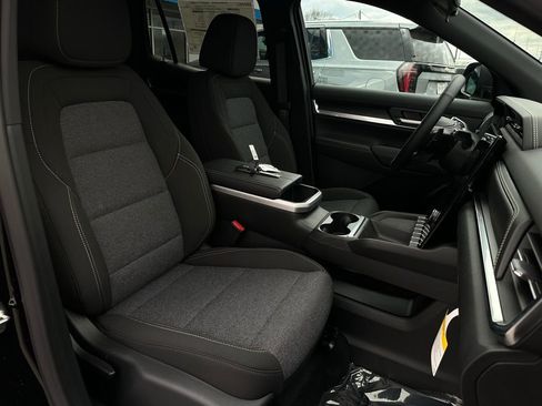 New 2026 GMC Terrain Elevation w/ Black Edition image 17