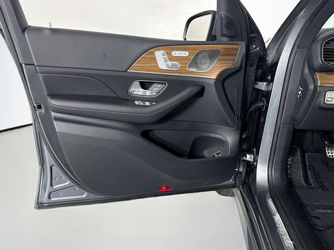Certified 2025 Mercedes-Benz GLS 450 4MATIC image 23
