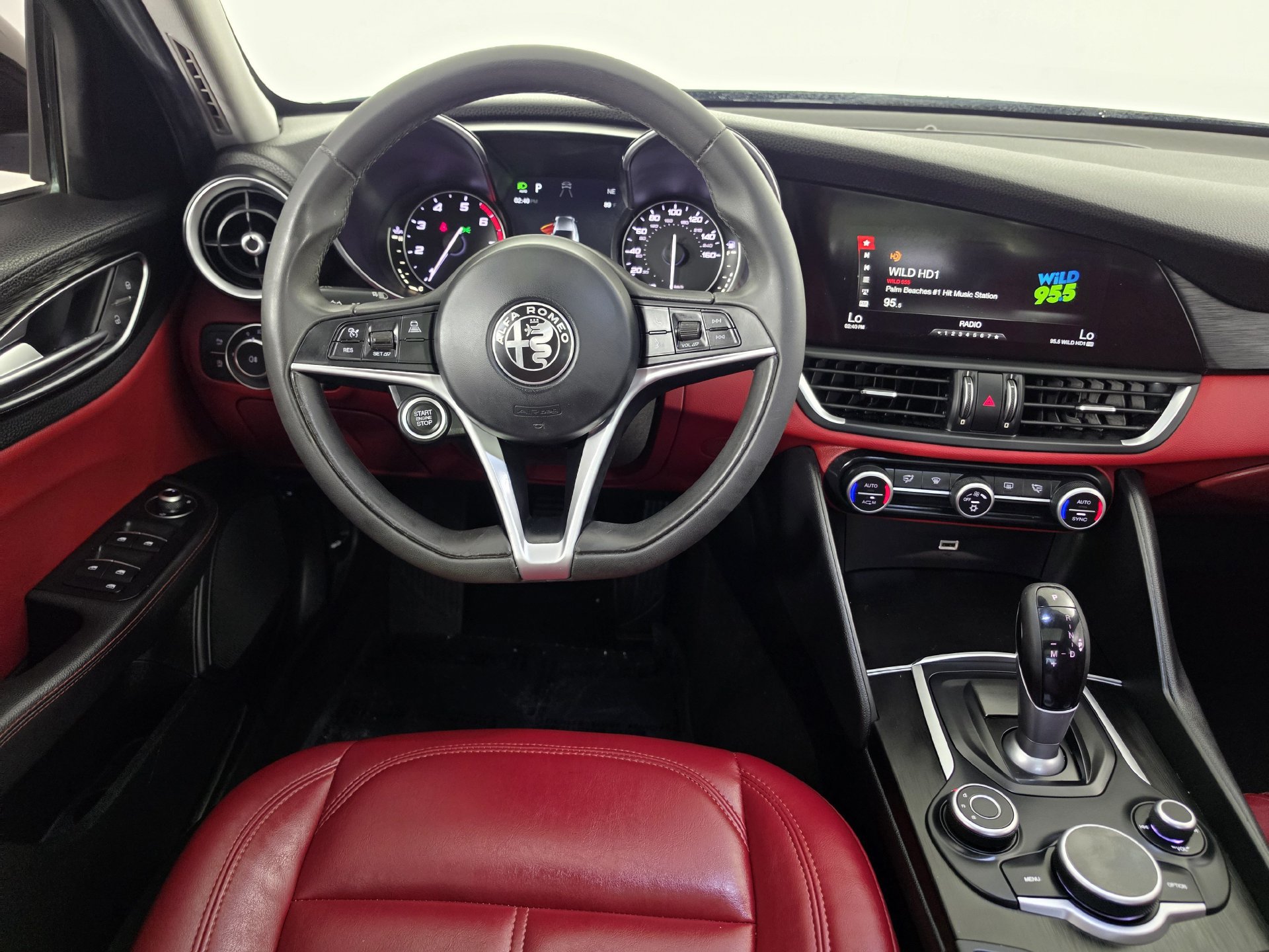 Used 2017 Alfa Romeo Giulia RWD image 24