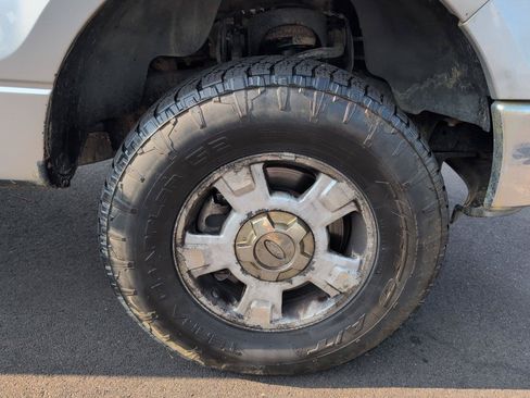 Used 2010 Ford F150 XLT AWD/4WD image 37
