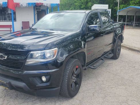 Used 2020 Chevrolet Colorado LT w/ Redline Special Edition RWD image 7