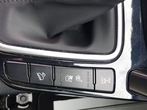 Used 2024 Kia Seltos SX w/ SX Sunroof Package image 34