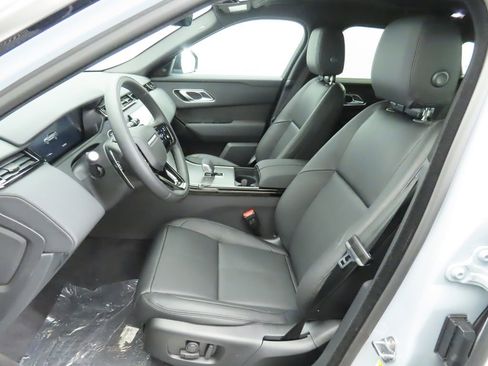 Used 2025 Land Rover Range Rover Velar Dynamic SE AWD/4WD image 19