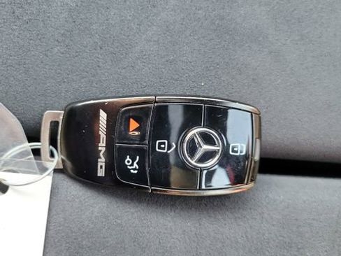 Used 2022 Mercedes-Benz CLA 35 AMG 4MATIC image 19